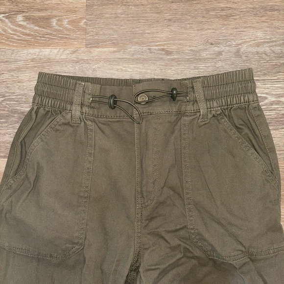 Celebrity Pink Cargo Pants - Picture 3 of 4